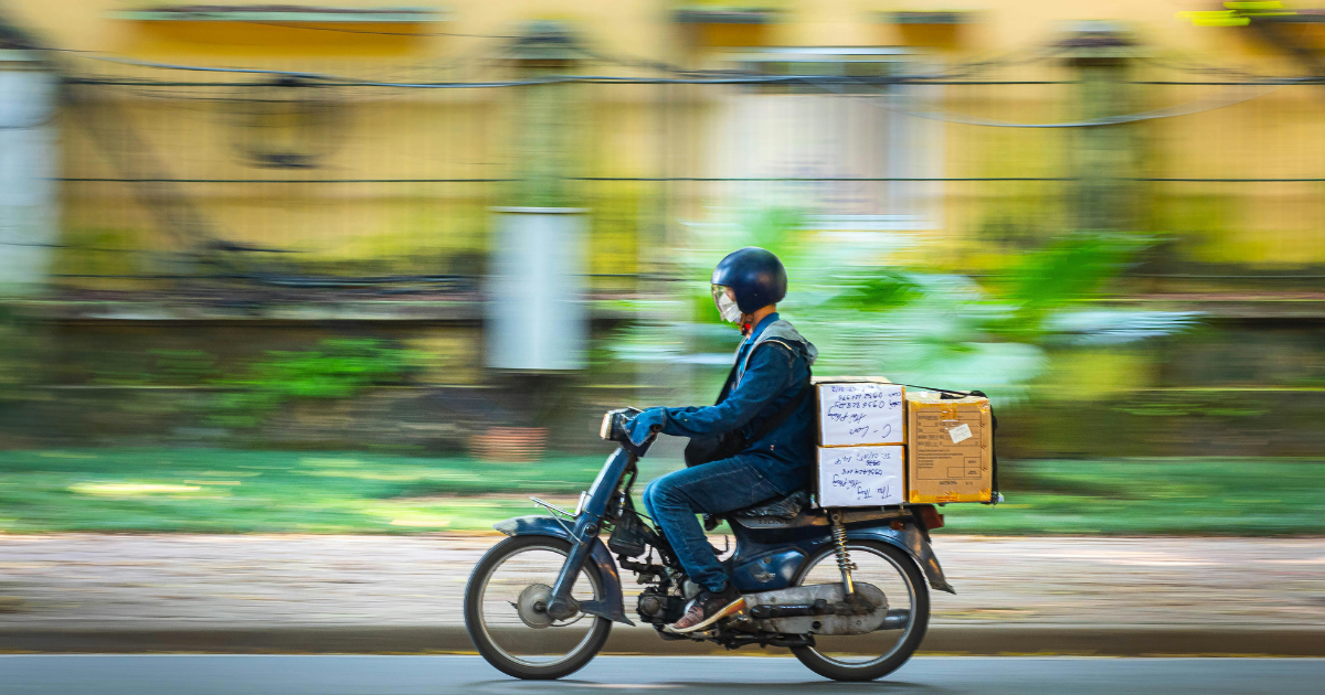 พนักงานขนส่งพัสดุ